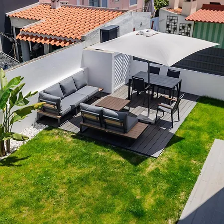 Poolside Oasis By Caparica Charneca (Setubal)