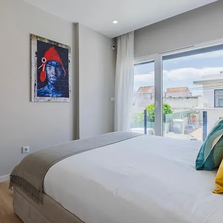 Poolside Oasis By Caparica Charneca (Setubal)