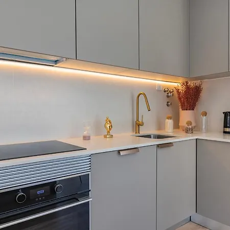 Poolside Oasis By Caparica Charneca