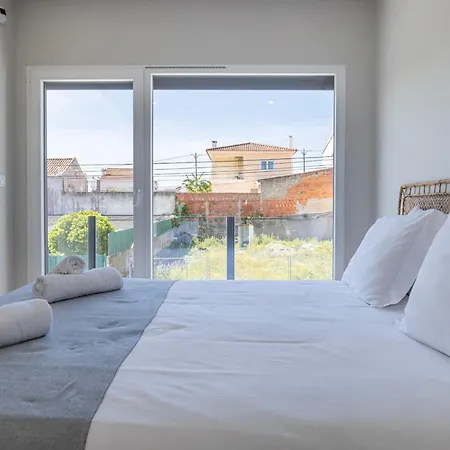 Poolside Oasis By Caparica Charneca