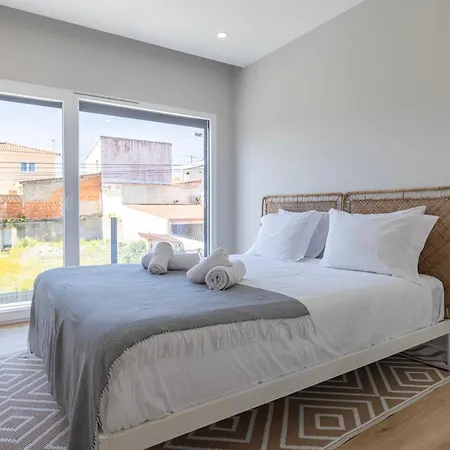 Poolside Oasis By Caparica *