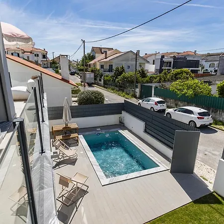 Nyaraló Poolside Oasis By Caparica