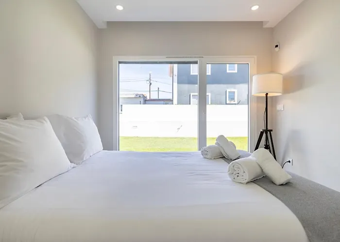 Casa vacanze Poolside Oasis By Caparica *